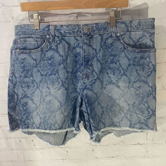 Seven 7 shorts  - Picture 1 of 7